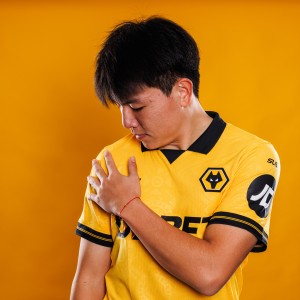 东体：狼队为徐彬动用宝贵的ESC名额，应该也是看到他未来的潜力