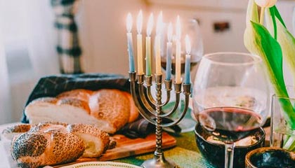 皇冠体育官网-LPL赛事整活：先别管赢不赢，就说来没来吧